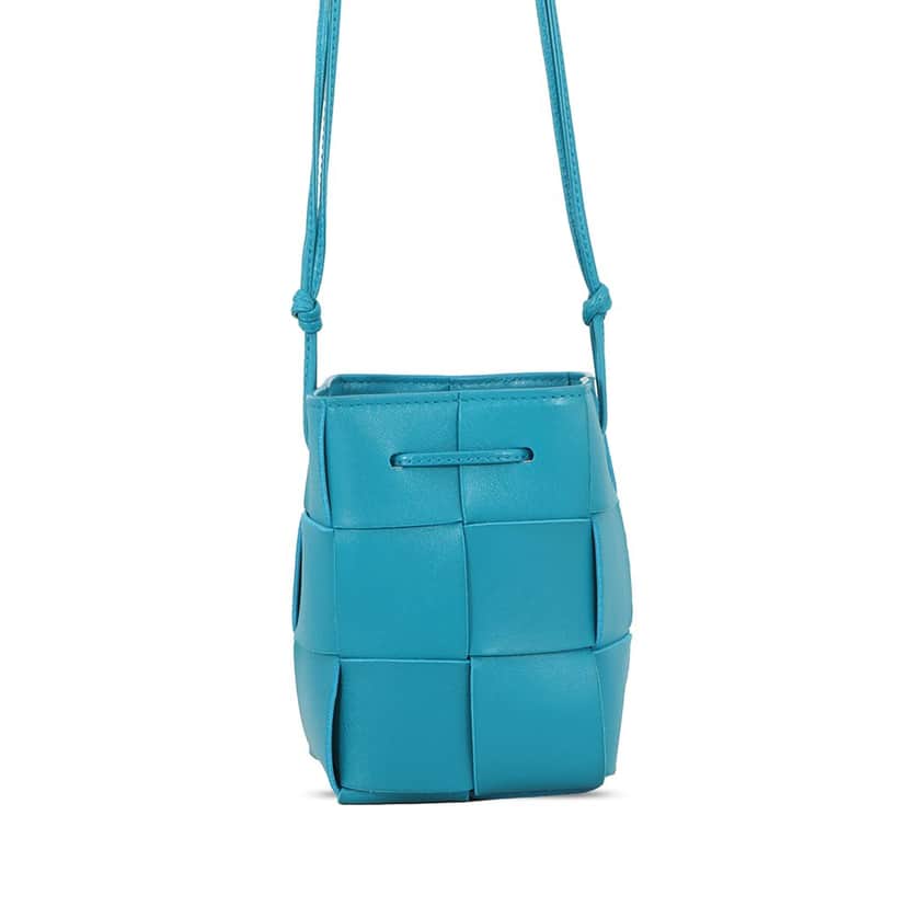 Bottega Veneta Mini Nappa Maxi Intrecciato Cassette Bucket Bag Blue Leather Very good condition - Front View