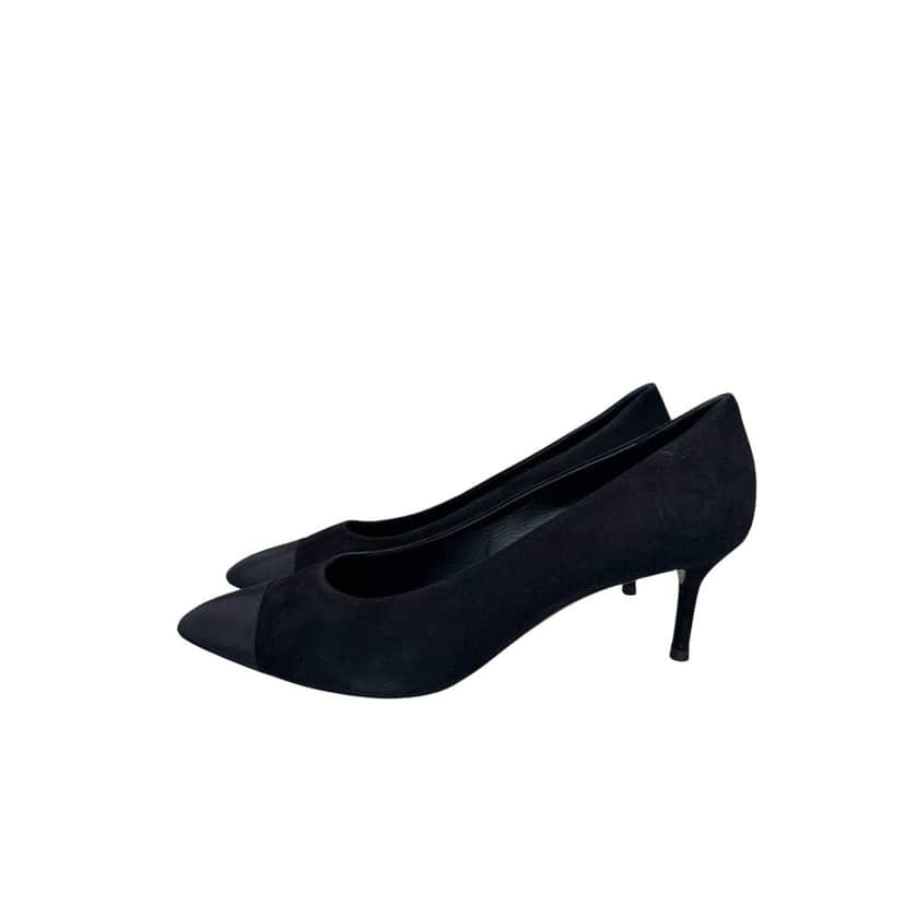 Chanel Chanel Black Suede Textile Pointed Toe Pumps 41 Pre-owned Black Suede Good condition - Front View