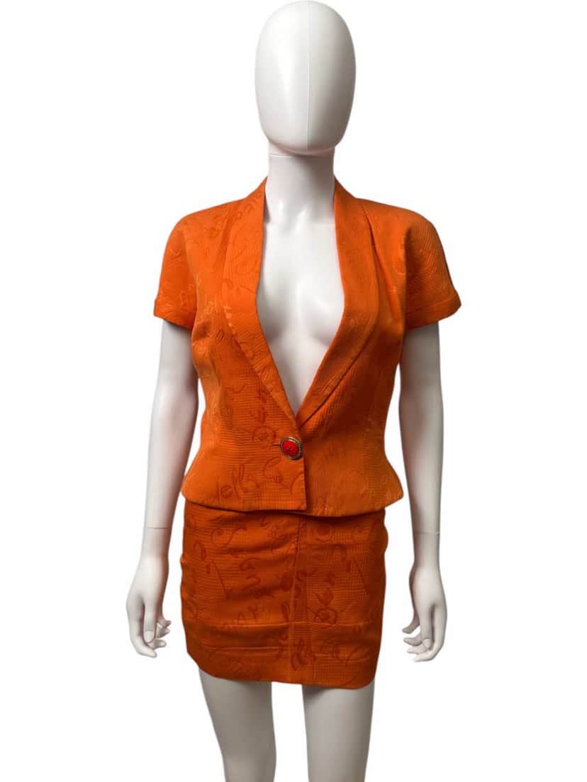 Gianfranco Ferré Orange Letter Pattern Tailleur Orange Cotton Very good condition - Front View