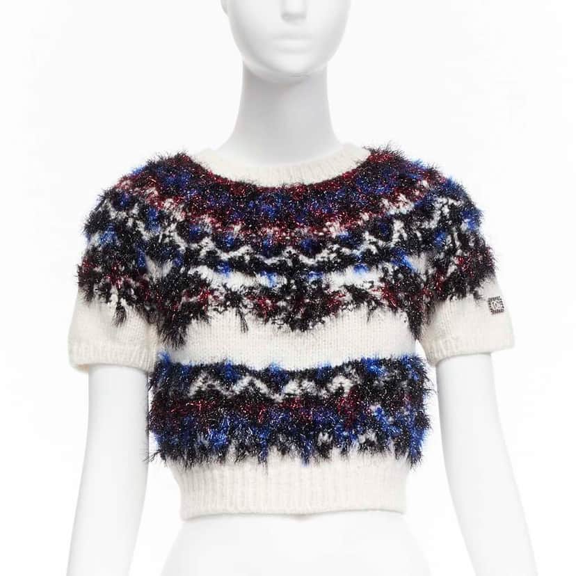 Chanel CC Cropped Sweater Beige Polyamide Never worn - Front View