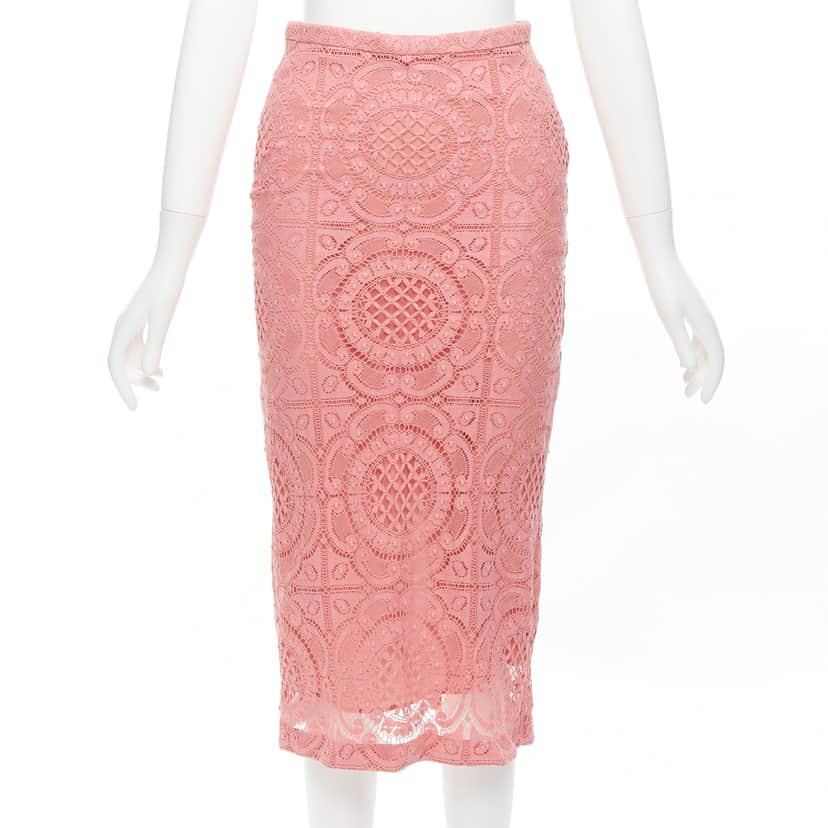 Burberry Floral Lace Skirt Pink Cotton Never worn - Front View