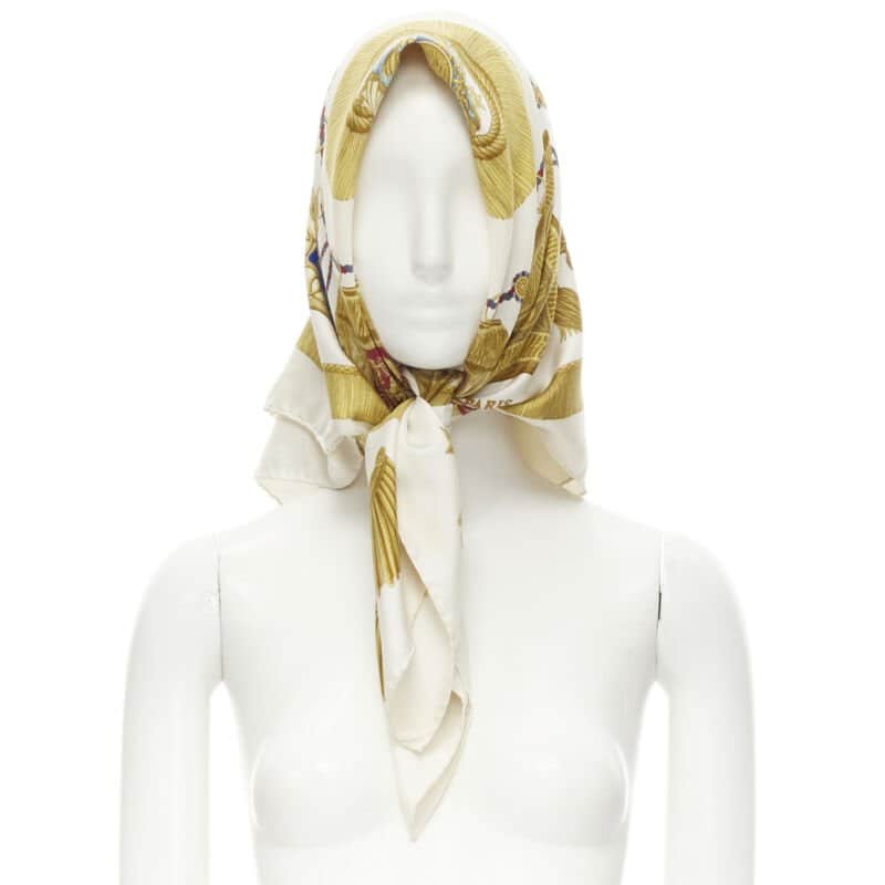 Hermès Poste Print Scarf White Silk Very good condition - Front View
