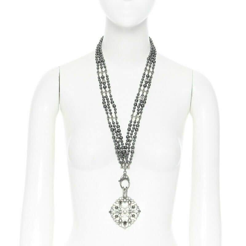 Chanel Triple Pearl Necklace Grey Metal Never worn - Front View