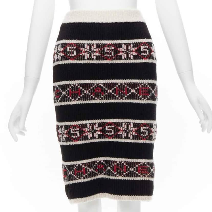 Chanel Fair Isle Skirt Black Cashmere Very good condition - Front View