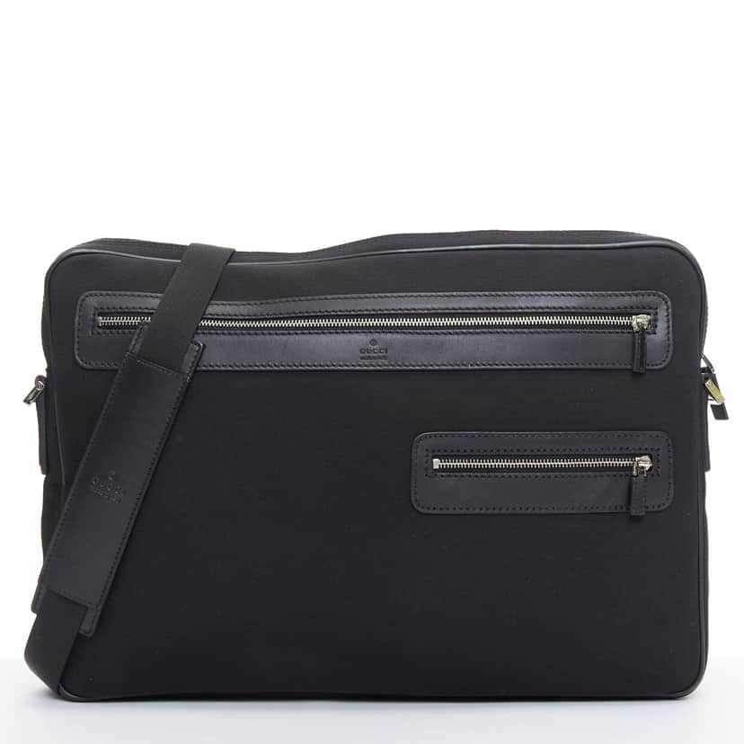 Gucci Pink Wraparound Clutch Black Very good condition - Front View