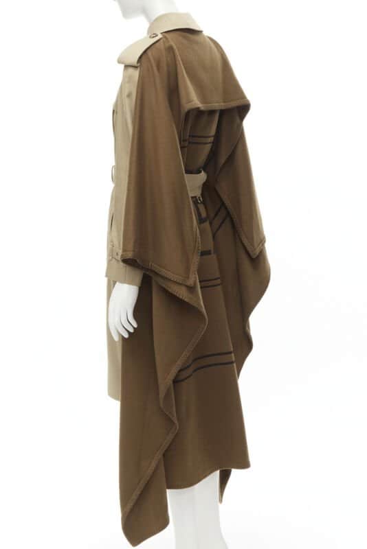 Burberry Beige Logo Trench Coat Beige Cashmere Never worn - Front View