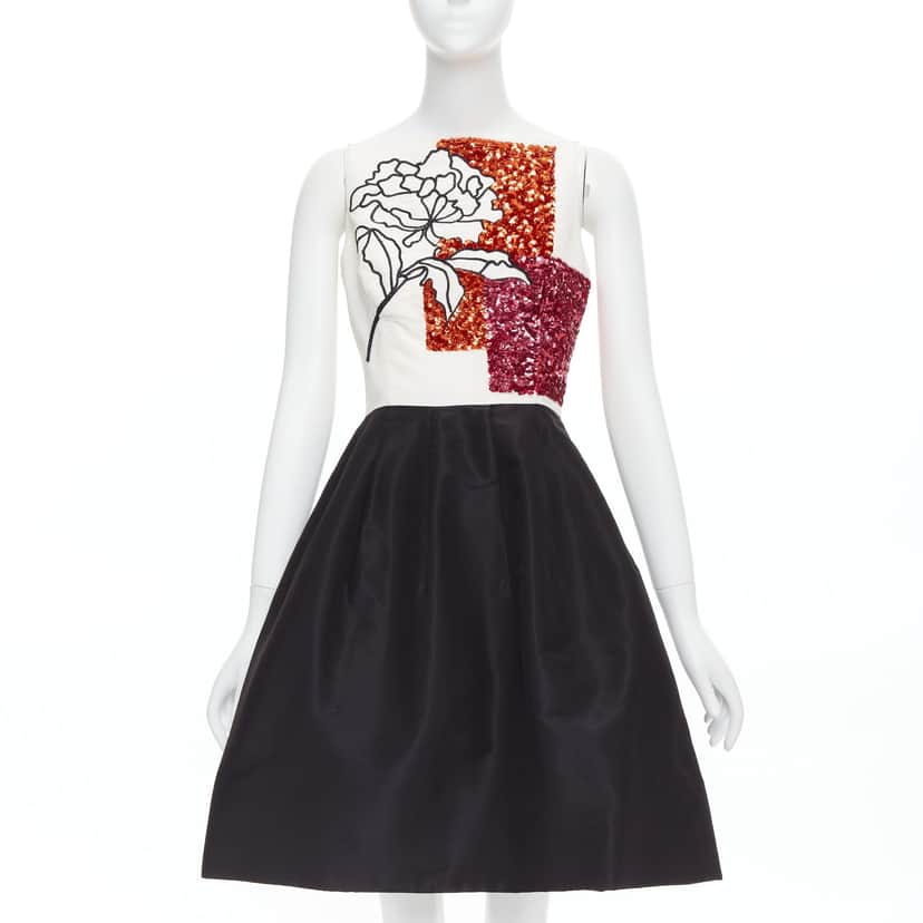 Oscar De La Renta Sequined Bodice Dress Beige Silk Never worn - Front View