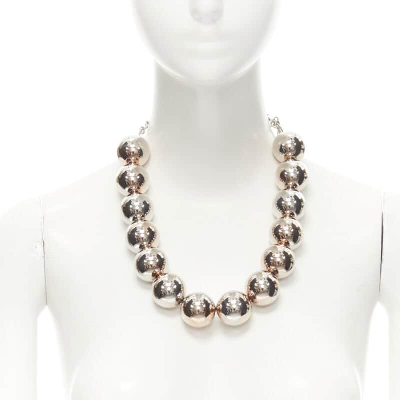 Oscar De La Renta Beaded Ball Necklace Silver Good condition - Front View