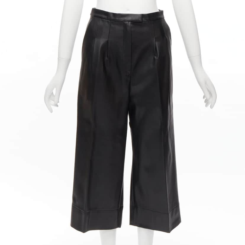 Heidi Merrick Pinstripe Boxer Shorts Black Leather Very good condition - Front View