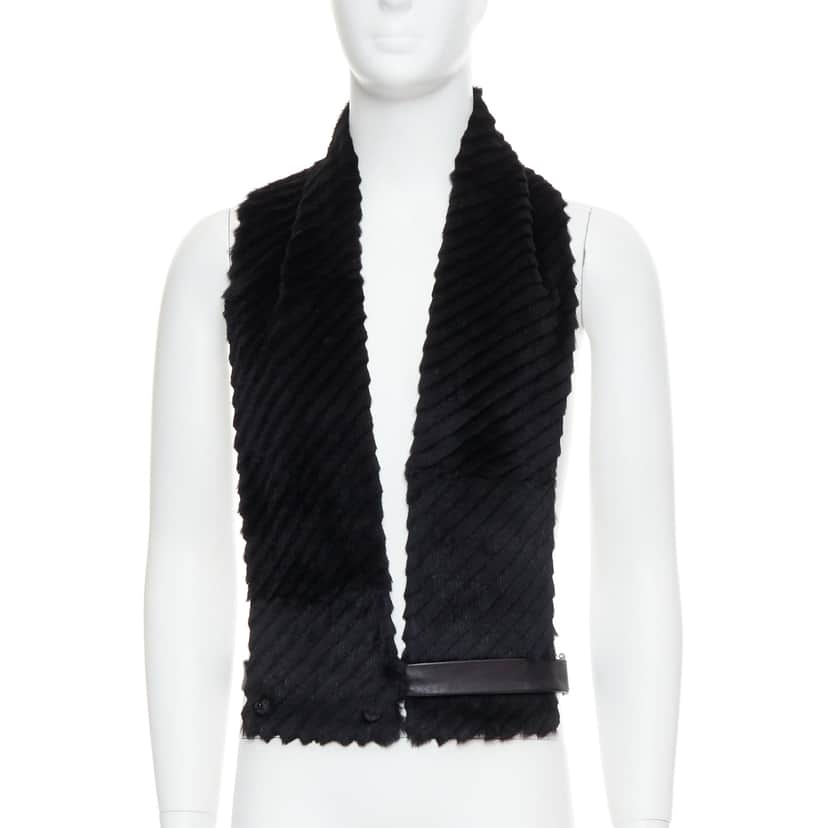 Versace Fur Belt Scarf Vest Black Very good condition - Front View