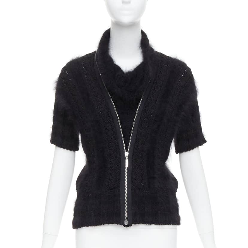 Chanel Fluffy Zip Sweater Black Never worn - Front View