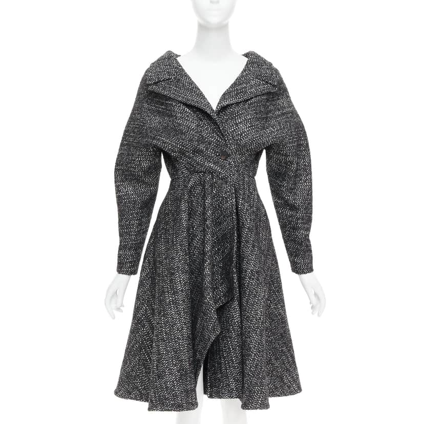 Unsigned Grey Tweed Swing Coat Black Wool Very good condition - Front View