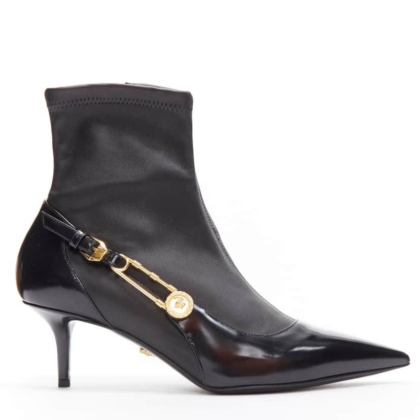 Versace DST422H DNA28 D41OH Black Leather Never worn - Front View
