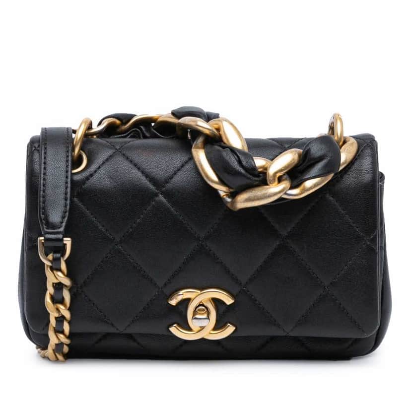 Chanel Small Quilted Lambskin Chain is More Flap Black Leather Good condition - Front View