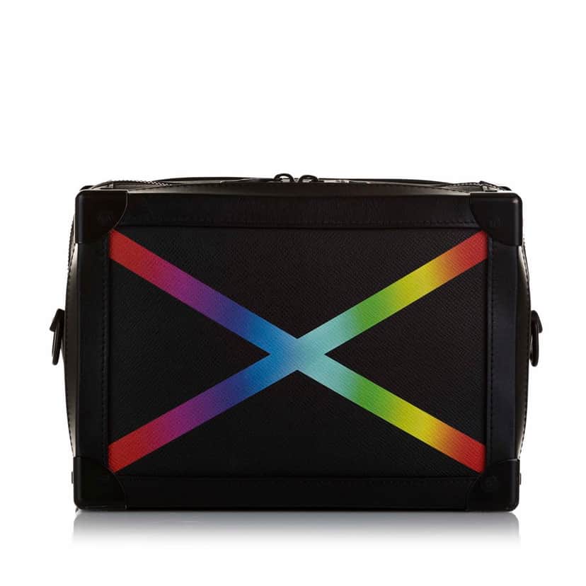 Louis Vuitton Taiga Rainbow Soft Trunk Black Leather Good condition - Front View