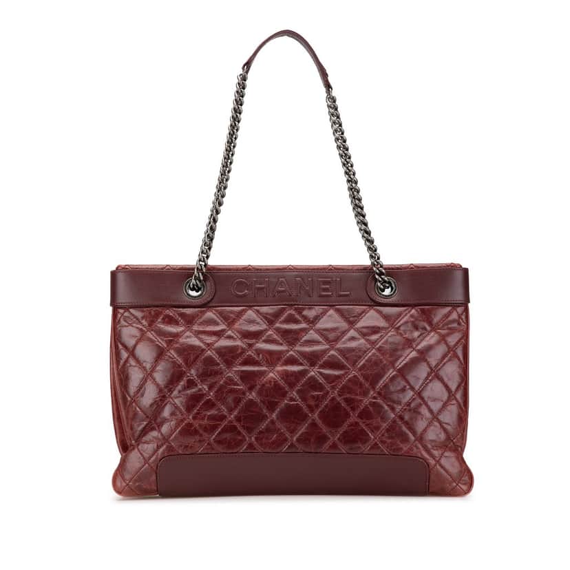 Chanel Quilted Aged Calfskin East West Tote Red Leather Good condition - Front View