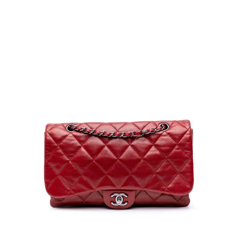 Chanel Quilted Lambskin 3 Accordion Flap Red Leather Good condition - Front View