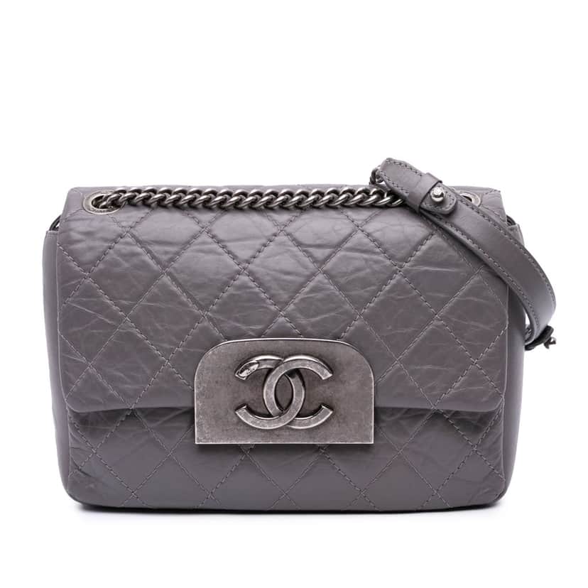Chanel Quilted Aged Calfskin CC Square Flap Purple Leather Very good condition - Front View