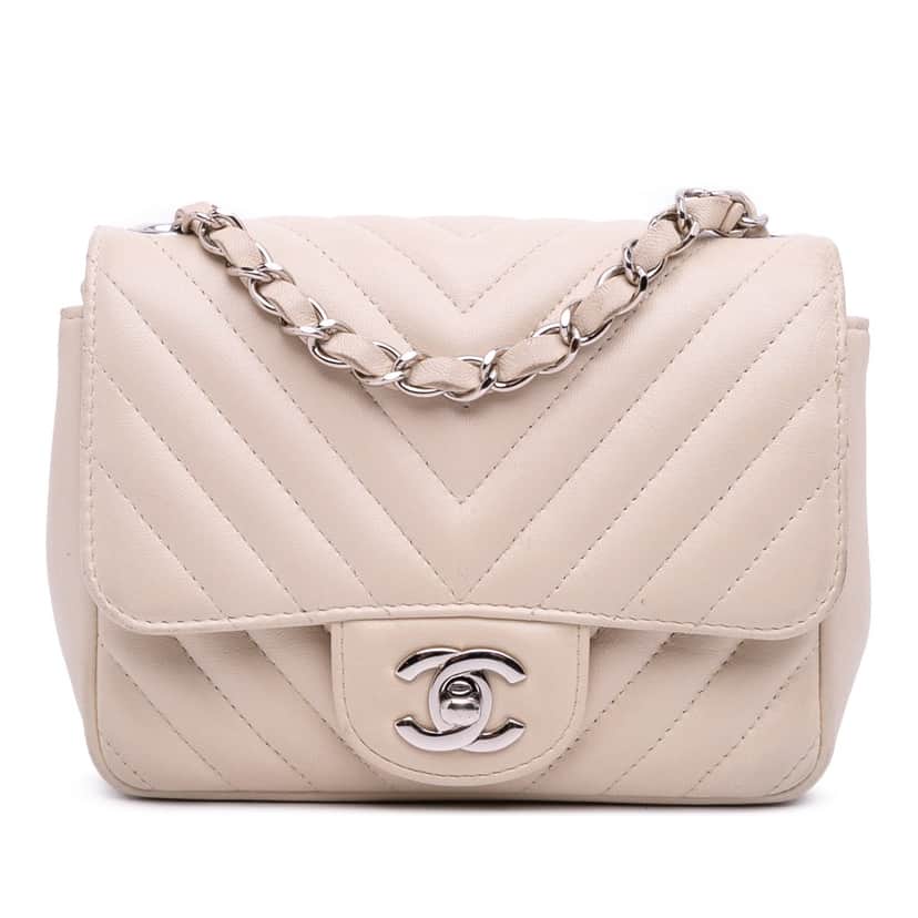 Chanel Mini Square Classic Chevron Lambskin Single Flap White Leather Good condition - Front View