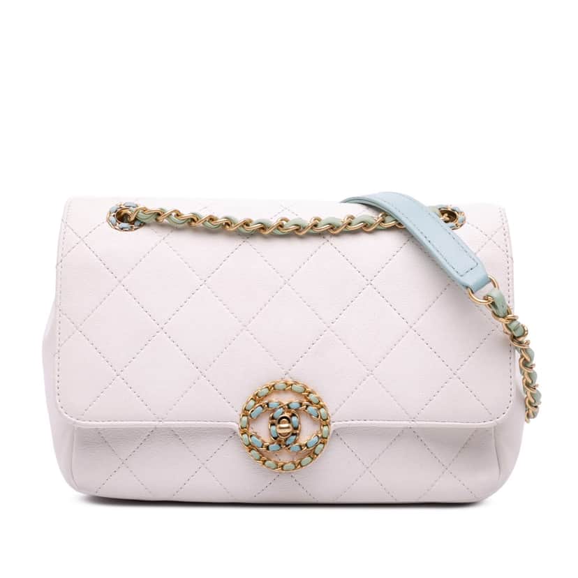 Chanel CC Quilted Calfskin Single Flap White Leather Good condition - Front View