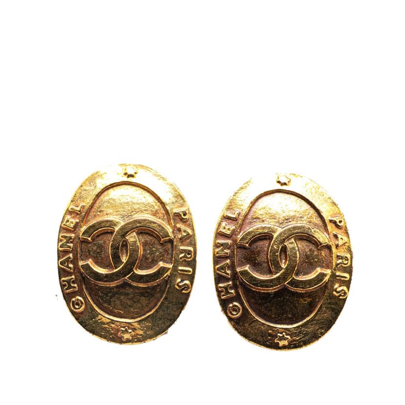 Chanel Gold Plated CC Oval Clip on Earrings Gold Metal Good condition - Front View