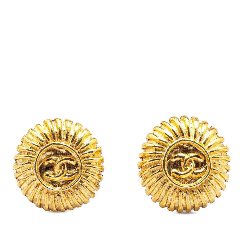 Chanel Gold Plated CC Round Clip On Earrings Gold Metal Good condition - Front View
