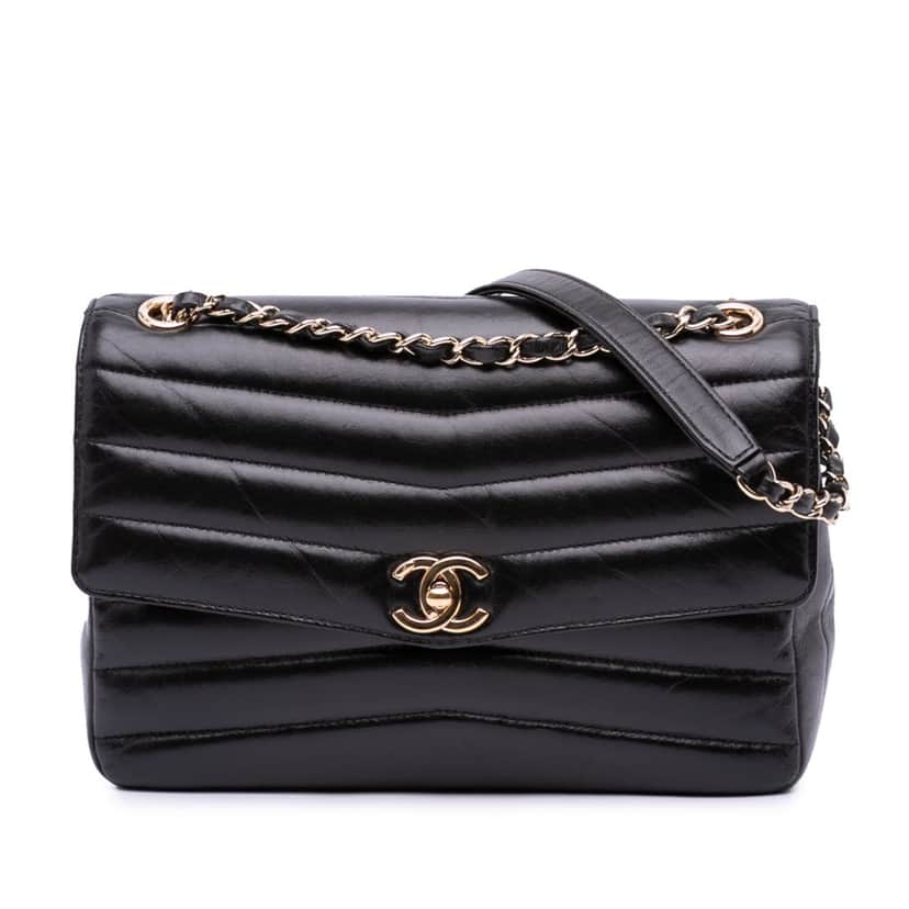 Chanel Chevron Shiny Lambskin Miroir Flap Black Leather Good condition - Front View