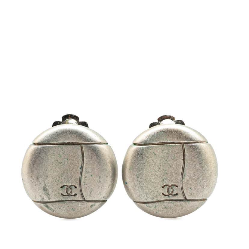 Chanel Silver CC Round Clip On Earrings Silver Silver Good condition - Front View