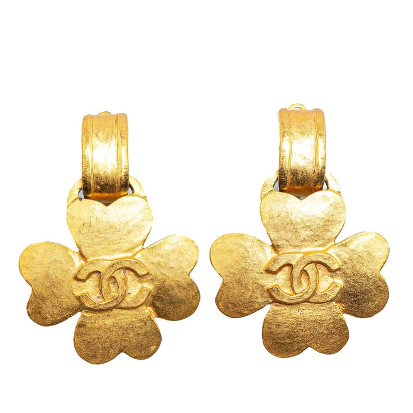 Chanel Gold Plated CC Clover Clip on Earrings Gold Metal Good condition - Front View