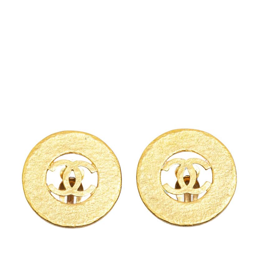 Chanel Gold Plated CC Round Clip on Earrings Gold Metal Good condition - Front View