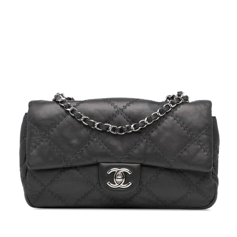 Chanel Medium Calfskin Ultimate Stitch Flap Grey Leather Good condition - Front View