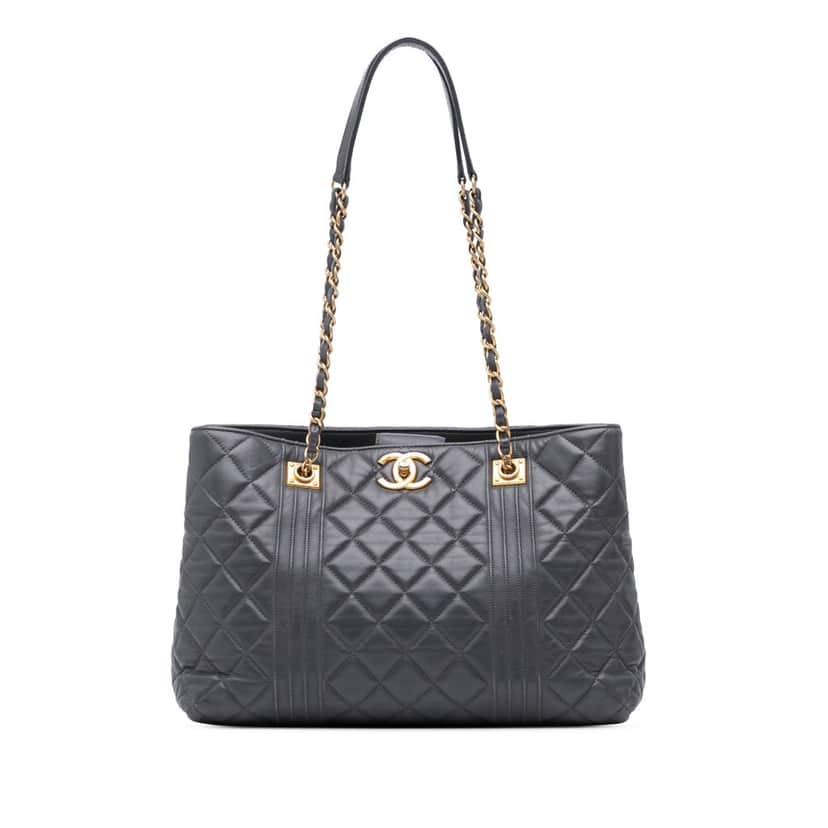 Chanel CC Quilted Lambskin Pin Tuck Tote Grey Leather Good condition - Front View