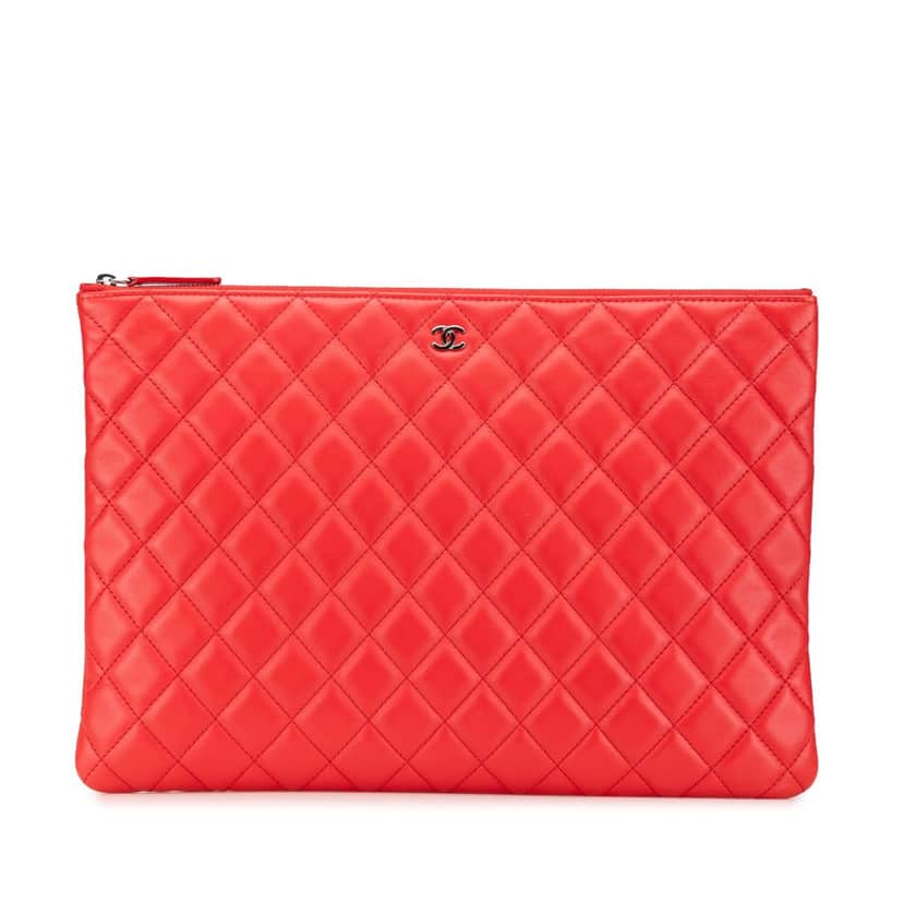 Chanel Large Quilted Lambskin O Case Clutch Red Leather Good condition - Front View