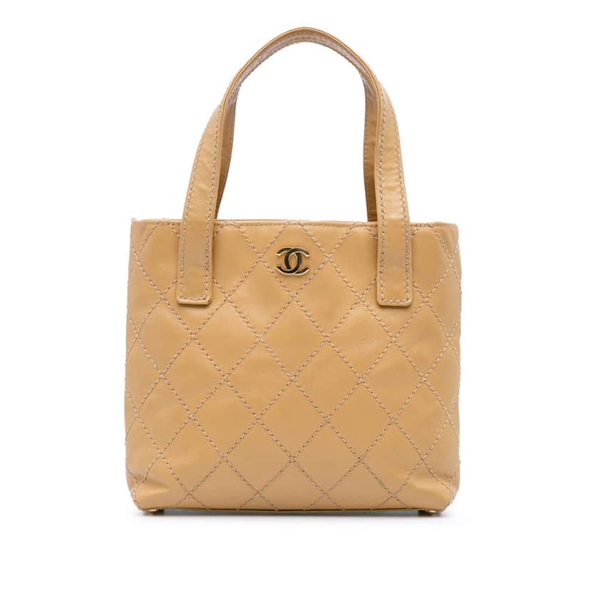 Chanel CC Wild Stitch Calfskin Handbag Brown Leather Good condition - Front View