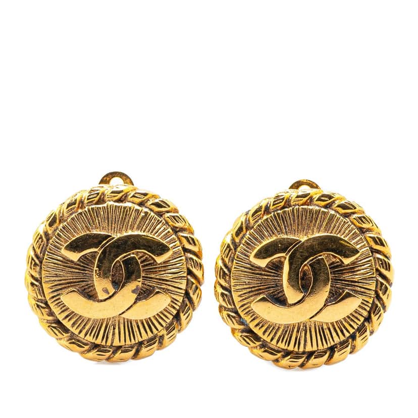 Chanel Gold Plated CC Round Clip on Earrings Gold Metal Good condition - Front View