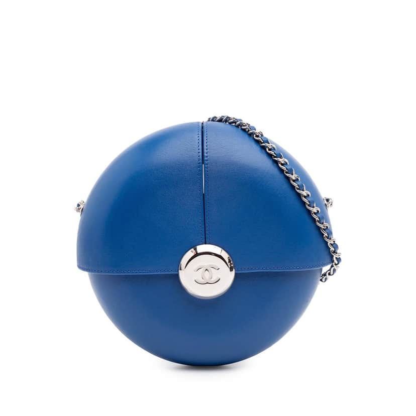 Chanel Lambskin Evening In The Air Crossbody Blue Leather Good condition - Front View