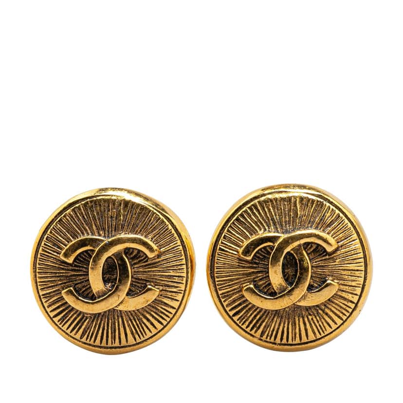Chanel Gold Plated CC Round Clip on Earrings Gold Metal Good condition - Front View