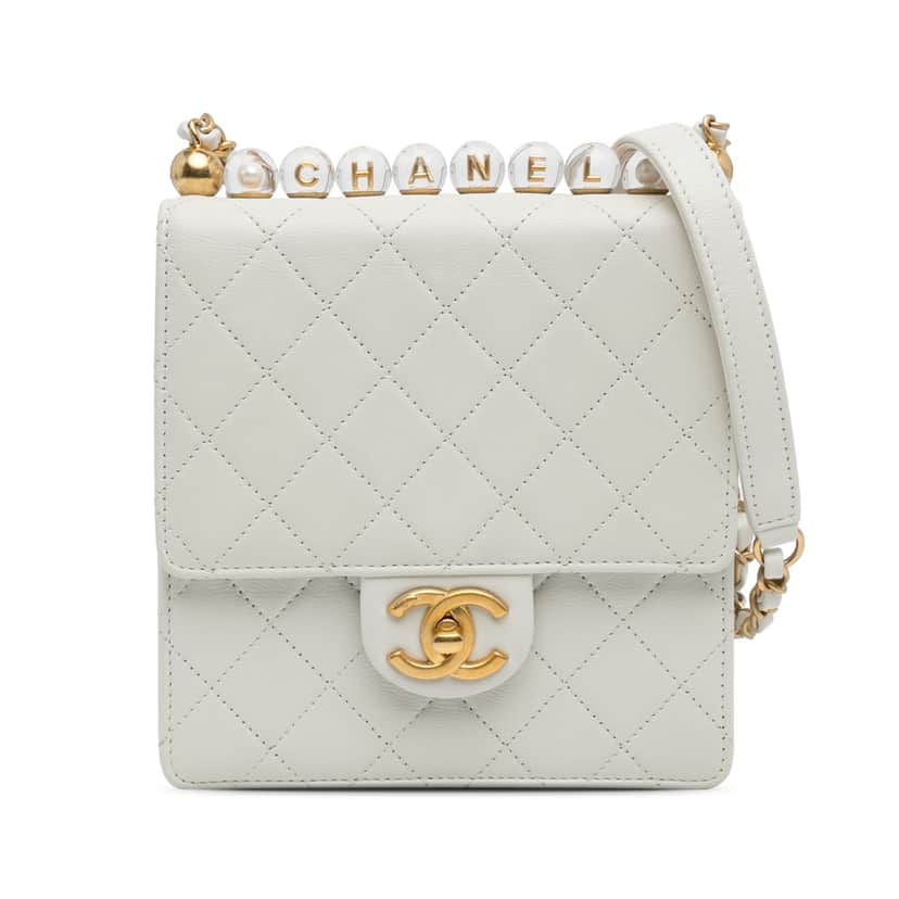 Chanel Small Chic Pearls Flap White Leather Very good condition - Front View