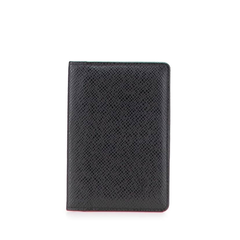 Louis Vuitton Taiga Business Card Holder Black Leather Good condition - Front View