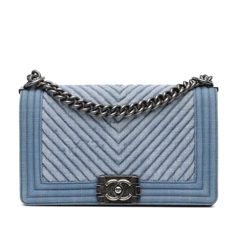 Chanel Old Medium Chevron Denim Boy Flap Blue Denim Good condition - Front View