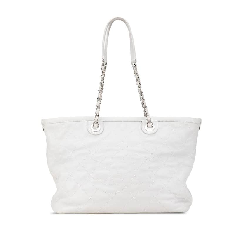 Chanel Small Quilted Caviar Daily Shopping Tote Grey Leather Good condition - Front View