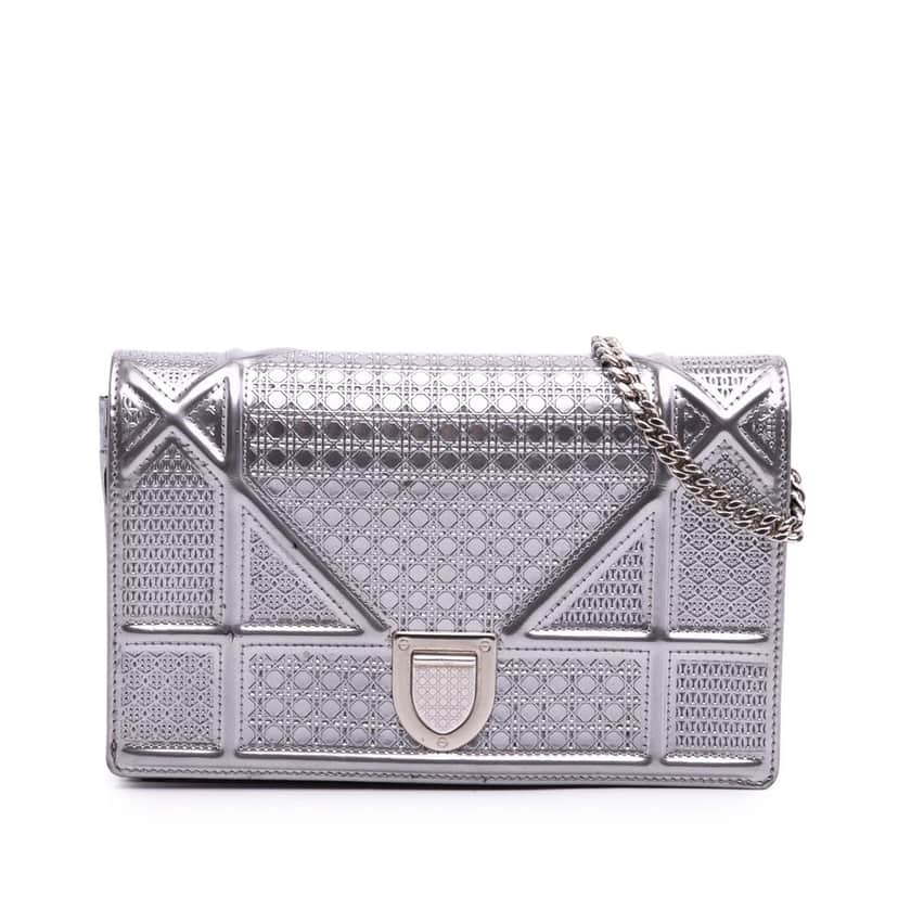 Dior Metallic Patent Microcannage Diorama Wallet on Chain Silver Leather Good condition - Front View