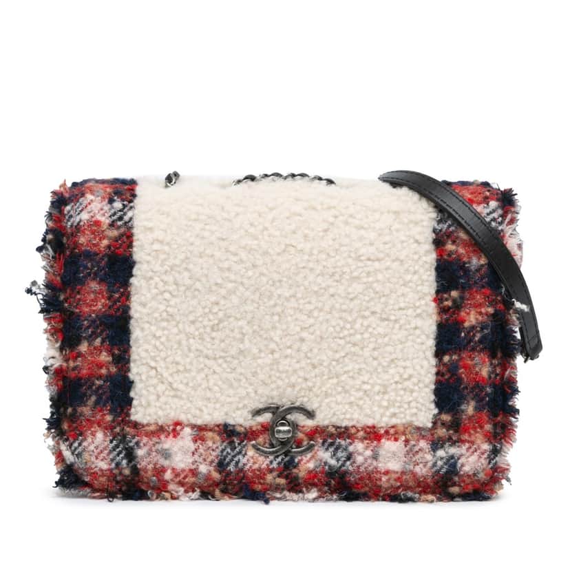 Chanel CC Tweed and Shearling Single Flap MultiColor Tweed Very good condition - Front View