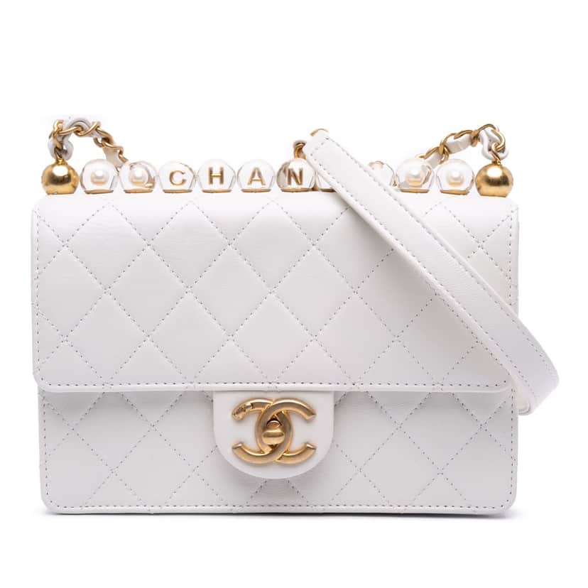 Chanel Medium Chic Pearls Lambskin Flap White Leather Good condition - Front View