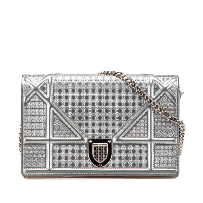 Dior Metallic Patent Microcannage Diorama Wallet on Chain Silver Leather Good condition - Front View