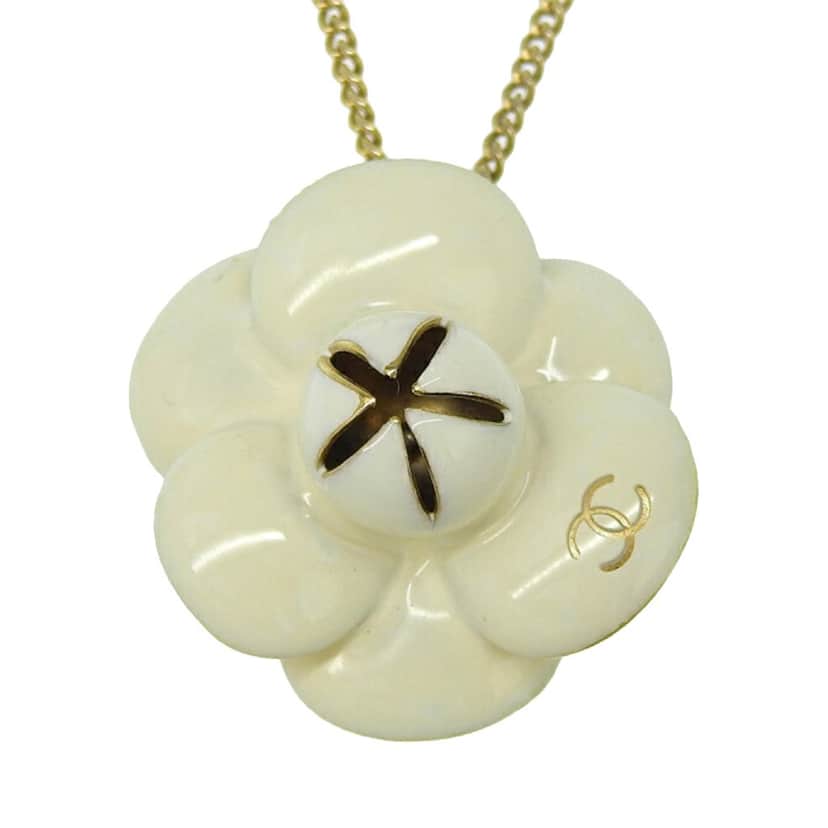 Chanel Enamel Gold Plated CC Camellia Pendant Necklace White Good condition - Front View