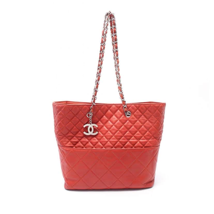Chanel CC Quilted Lambskin Chain Tote Red Leather Good condition - Front View