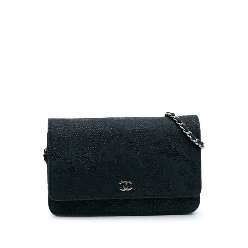 Chanel Lace Overlay Goatskin Wallet On Chain Blue Leather Good condition - Front View