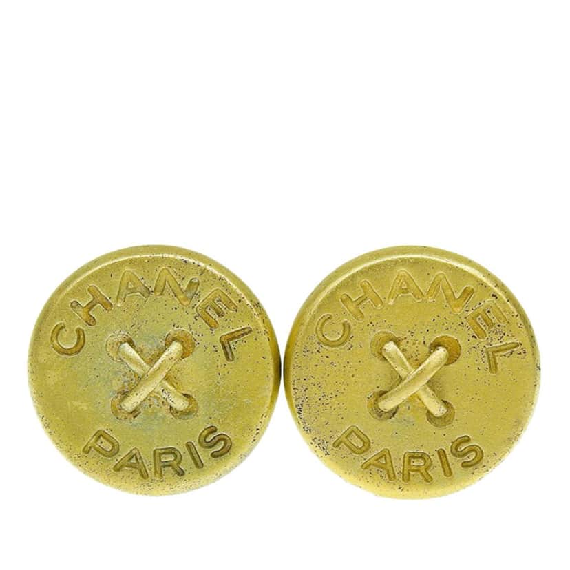 Chanel Gold Plated Logo Round Button Clip On Earrings Gold Metal Good condition - Front View