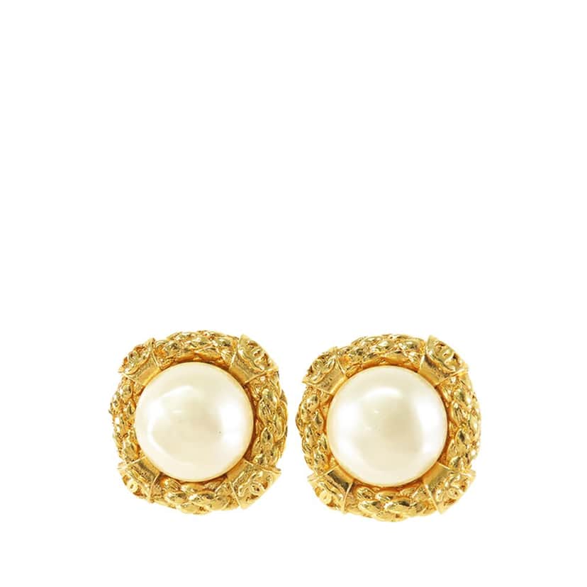 Chanel CC Gold Plated Faux Pearl Clip on Earrings Gold Metal Good condition - Front View